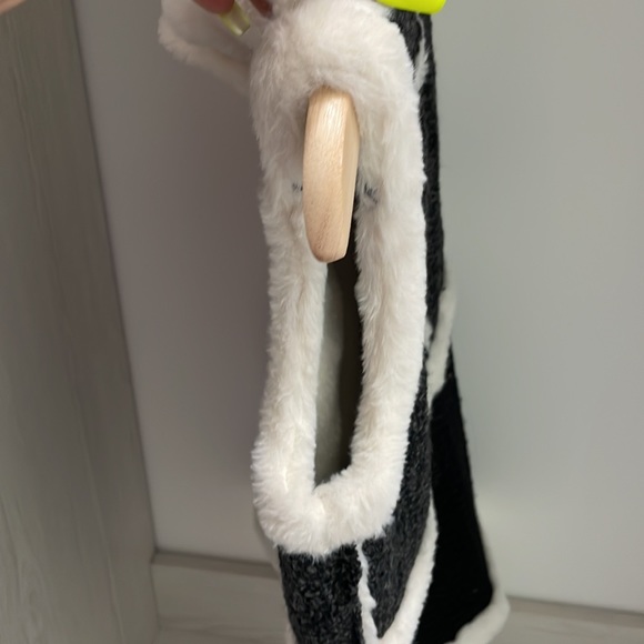 Faux Frenzi by Dena vest - Picture 5 of 8